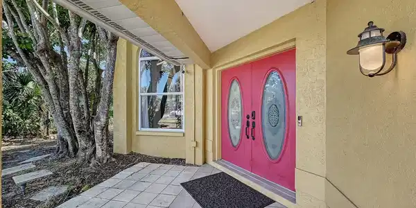 Image 4 Image 4