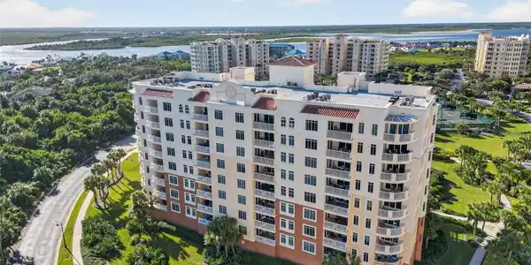 250 MINORCA BEACH WAY