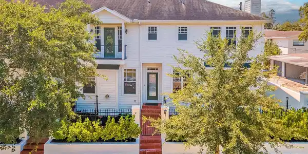 113 BOSPHOROUS AVENUE