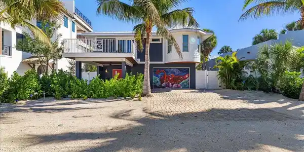 111 CEDAR AVENUE