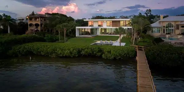 1500 BAYVIEW DRIVE