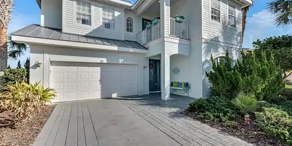 20 CINNAMON BEACH WAY