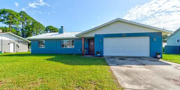 3323 PINE TREE DRIVE