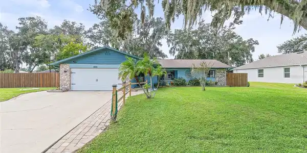 2520 QUEEN PALM DRIVE