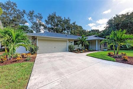 6910 ARBOR OAKS COURT