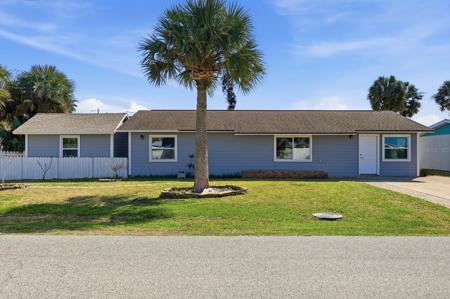 364 PALM CIRCLE