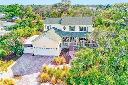 757 BAYSHORE DR
