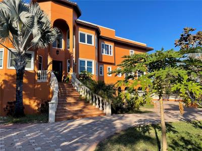 9017 BAYWOOD PARK DRIVE