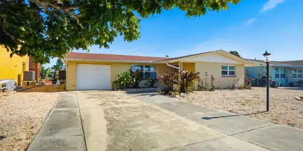 13630 GARRIS DRIVE