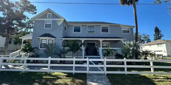 244 LEXINGTON DRIVE