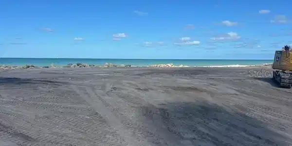 Image 4 Image 4