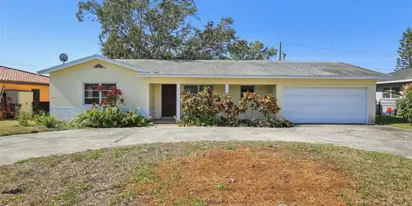 2321 PREMIER DRIVE S
