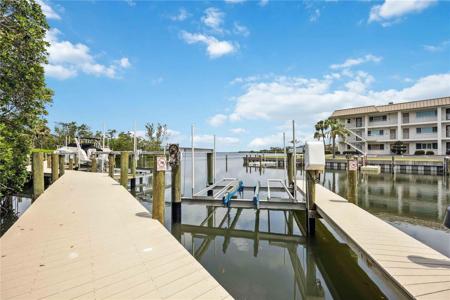 3320 GULF OF MEXICO DRIVE