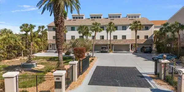 19941 GULF BOULEVARD