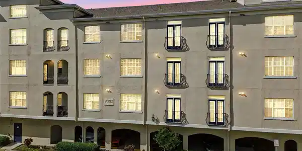 501 KNIGHTS RUN AVENUE