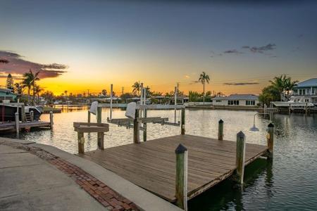 34 SEASIDE COURT