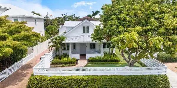 1841 DATURA STREET