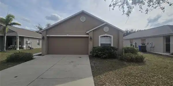 819 BRENTON LEAF DRIVE
