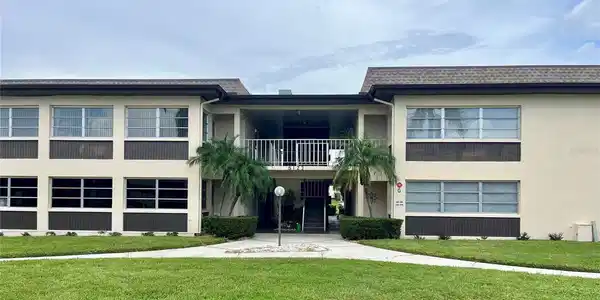 5123 TOPAZ LANE