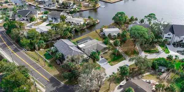 5254 MILLER BAYOU DRIVE