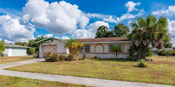 2158 BEACON DRIVE