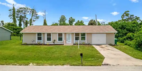 1057 TROPICAL AVENUE NW