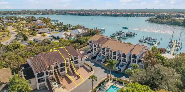 135 MARINA BAY DRIVE