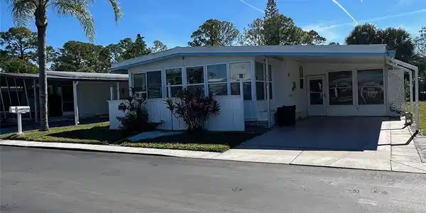 6528 ROOSEVELT DRIVE