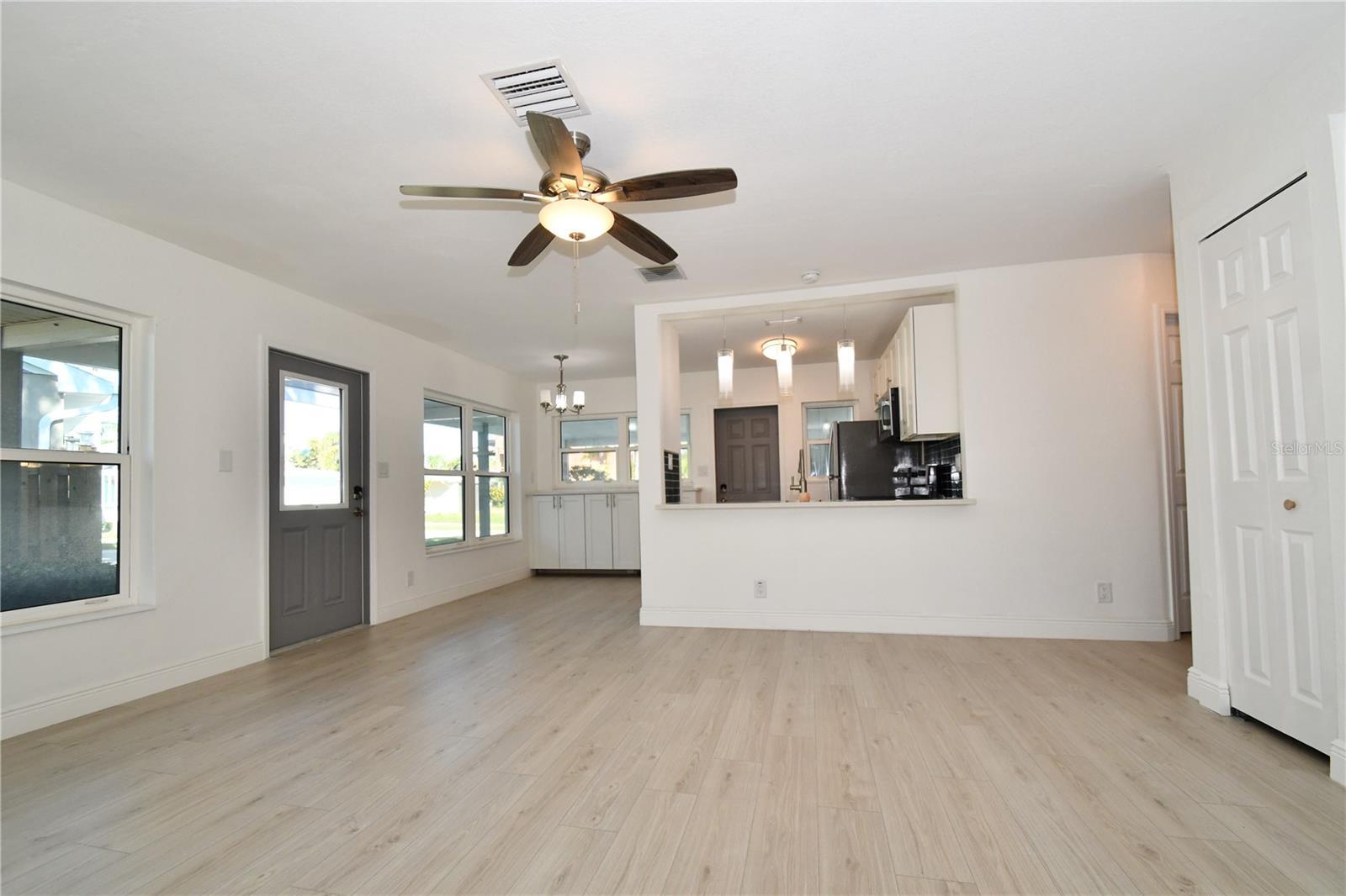 Image 4 Image 4
