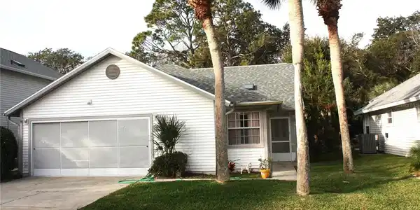 18 BRISTOL DRIVE