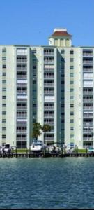 400 64TH AVENUE W