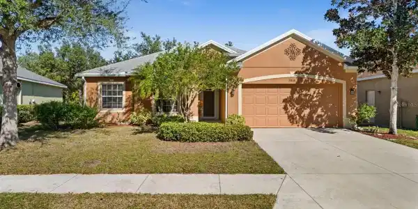 2868 SUNCOAST LAKES BOULEVARD