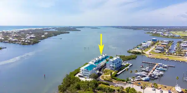 8005 BAY POINTE DRIVE