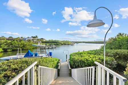 479 SOUTH CREEK DRIVE