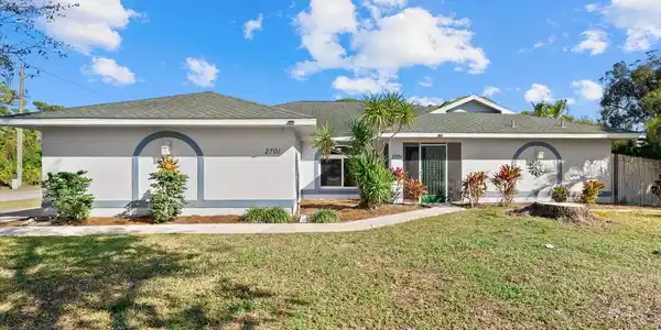 2701 SHAMROCK DRIVE