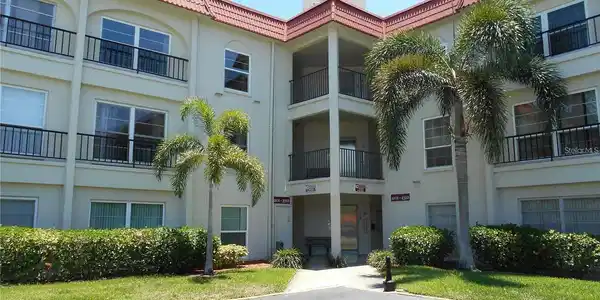 2700 BAYSHORE BOULEVARD