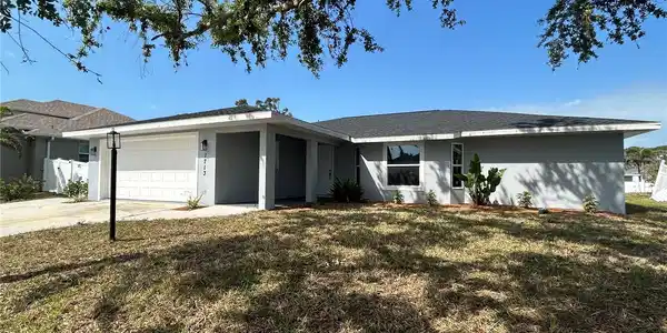 1713 WALDEN COURT