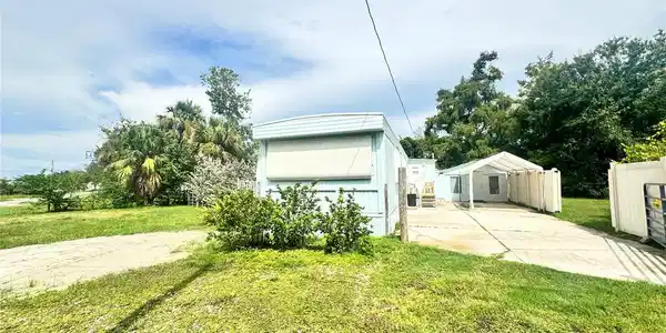 11970 SW LOOP TERRACE