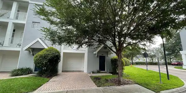4501 BAY SPRING CT