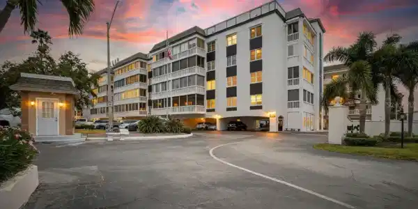 131 BLUFF VIEW DRIVE