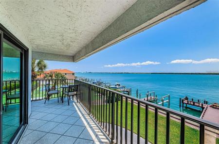 240 SAND KEY ESTATES DRIVE