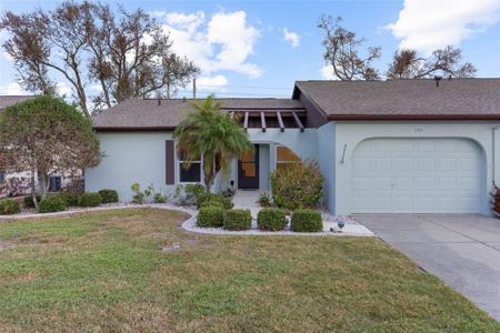 597 FOXWOOD BOULEVARD