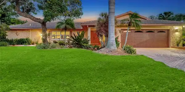524 KETCH LANE