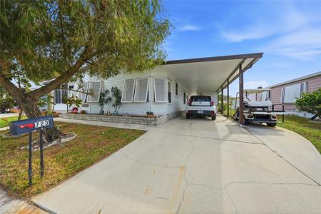 723 RIVERVIEW CIRCLE