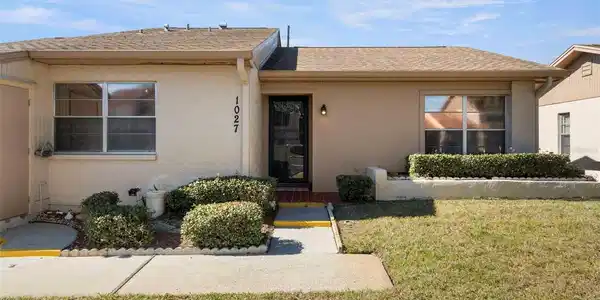 1027 BOWSPRIT LANE