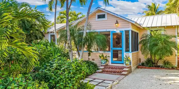 361 TARPON AVENUE