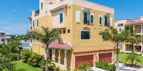 1450 SILVIA SHORES DRIVE
