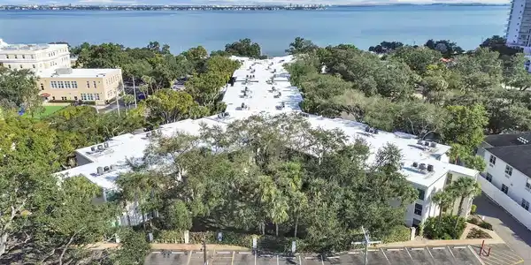 3325 BAYSHORE BOULEVARD