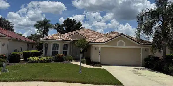 2760 ROYAL PALM DRIVE