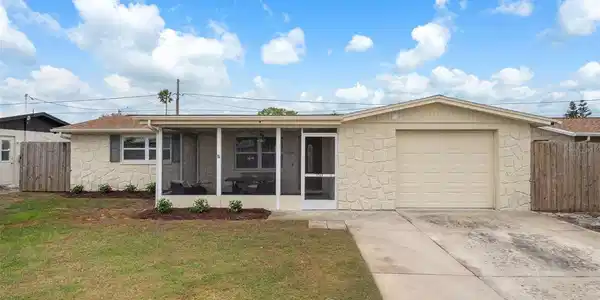 3748 REDWOOD DRIVE